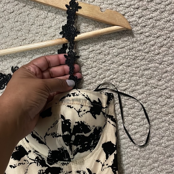 Light and breezy dress - Picture 3 of 11